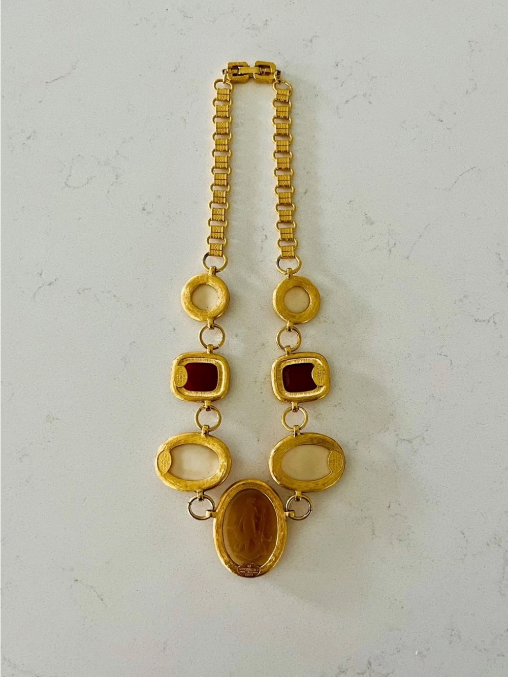 Rare Vintage Signed Givenchy 1976 Cameo Intaglio Runway Collector’s Necklace - Picture 7 of 8